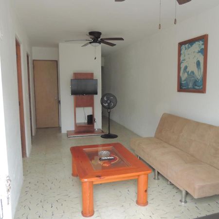 Tu Casa En Cancun A 2 Km De La Playa!!!! ภายนอก รูปภาพ